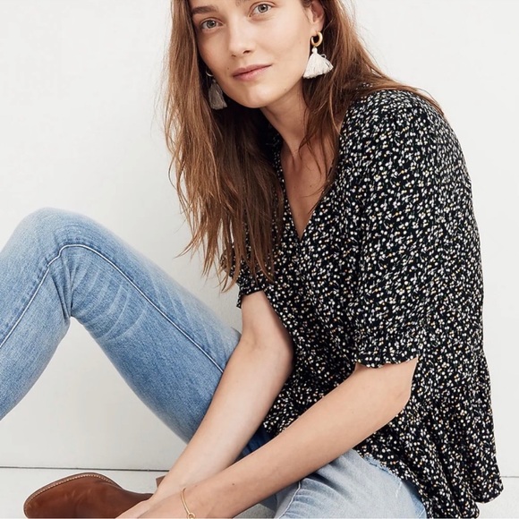 Madewell Courtyard Ruffle Hem Top in Playground Posies Size XS - Picture 2 of 10
